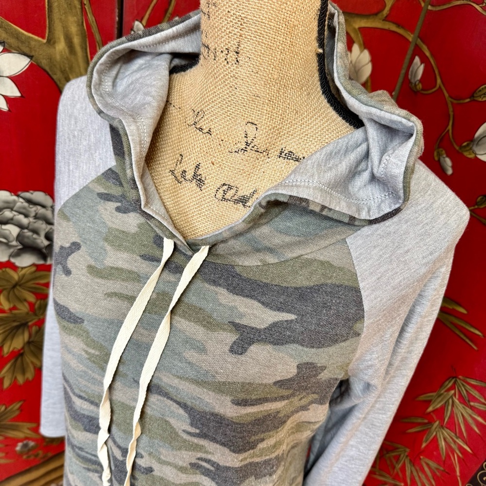 Women’s “MAURICES” Camouflage Lightweight Hoodie | #W25